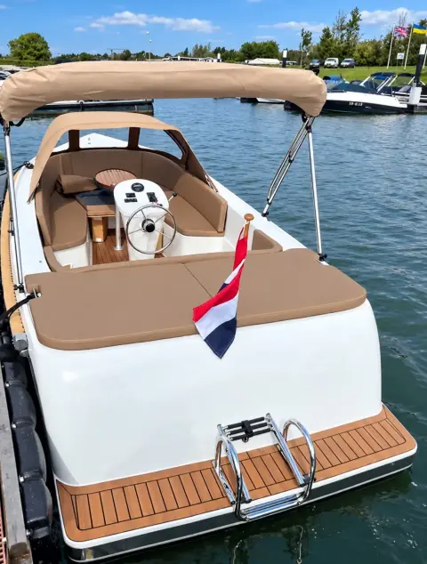Maassloep 590 — Zaltbommel